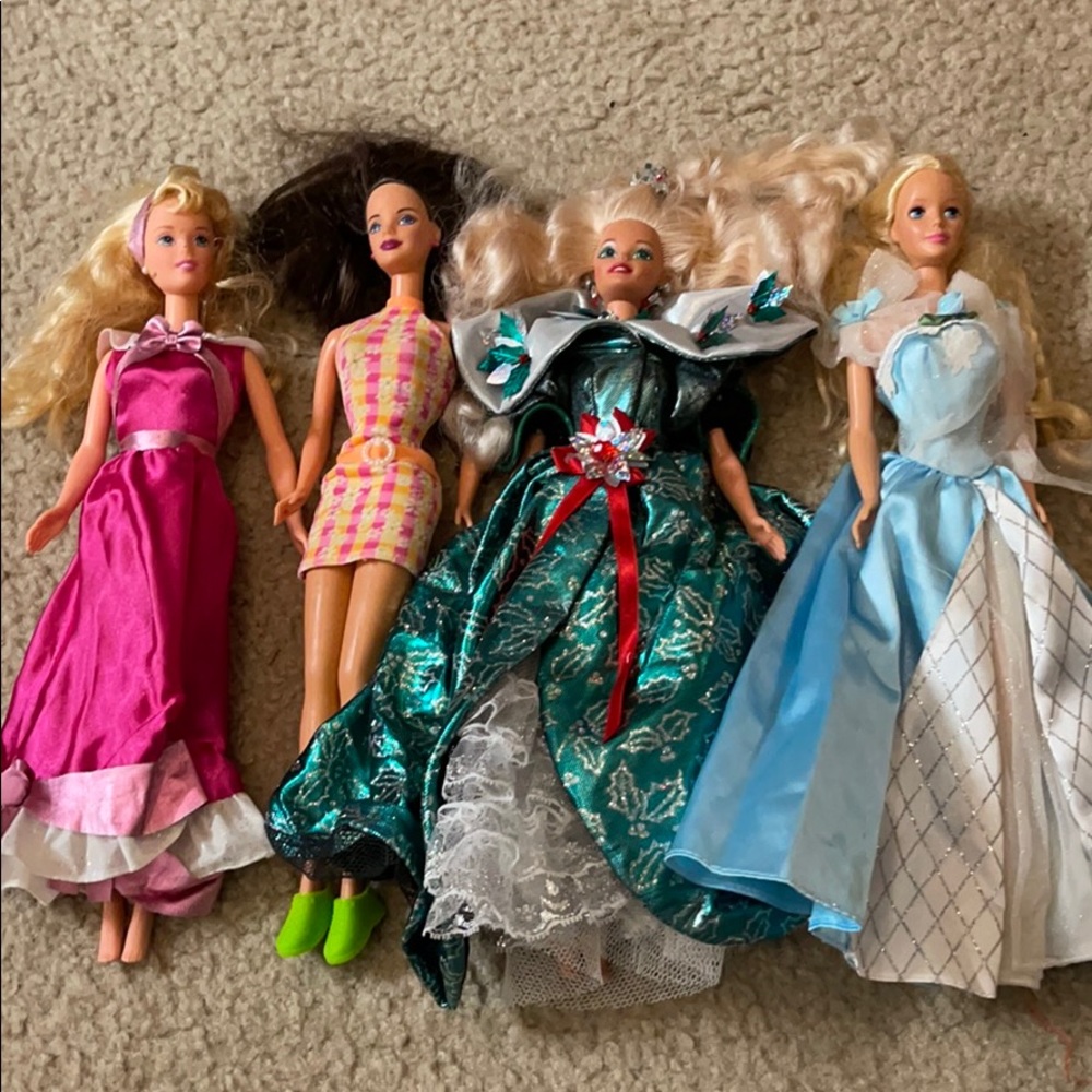 Barbie lot of 4